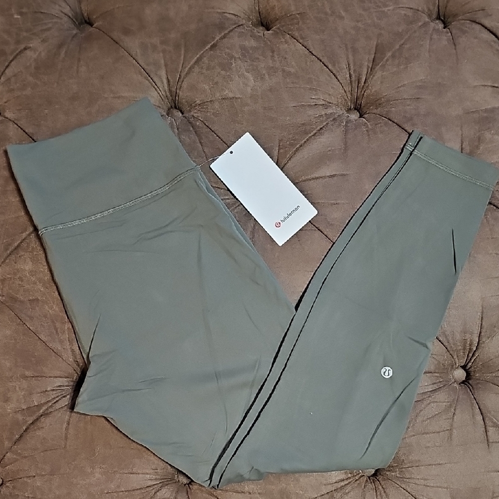 Lululemon Wunder Train High-Rise Tight